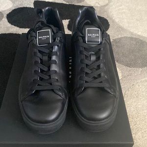 All-Black Court Sneakers